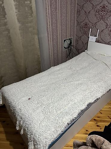 oturacaq stol: Qonaq otağı və yataq otağı üçün mebel dəsti Tərkib: - Üçlü divan — 8