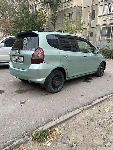 рассрочку фит: Honda Fit: 2001 г., 1.3 л, Вариатор, Бензин, Хэтчбэк — 3