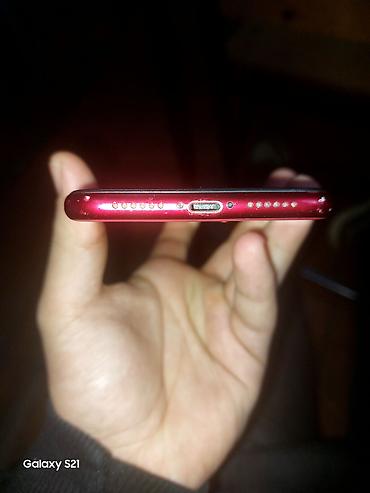 Apple iPhone: IPhone 11, Qırmızı, Face ID — 2