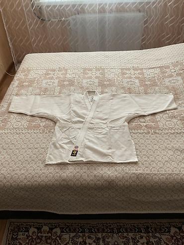 Спортивная форма: Продаётся новое кимоно для подростка 10 - 12 лет (Япония). Привезли — 2