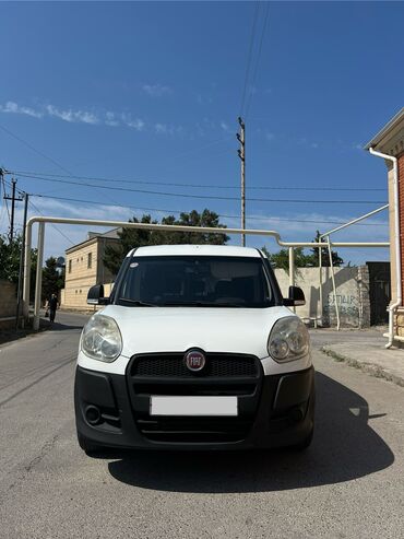fiat masinlari qiymetleri: Fiat Doblo: 1.4 l | 2014 il | 206000 km Van/Minivan