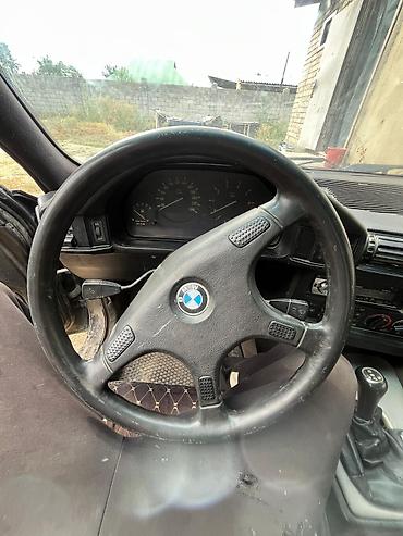авто масла: BMW 5 series: 1990 г., 1.8 л, Механика, Бензин, Седан — 4