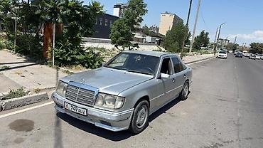 мерс 124 дверные карты: Mercedes-Benz W124: 1992 г., Седан — 2