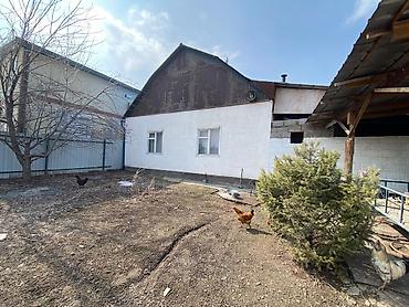 Продажа коттеджей и домов: Продаётся Дом в с.Байтик Участок: 8 соток Дом саманно-кирпичный теплый — 6