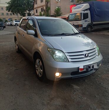 авто последюшим выкупом: Toyota ist: 2003 г., 1.5 л, Автоматтык, Бензин, Хетчбек