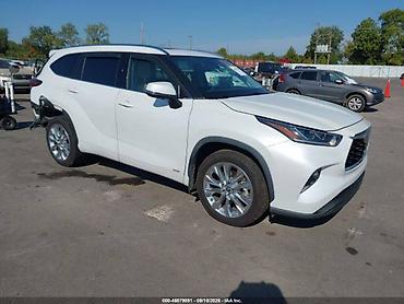 inter: Toyota Highlander: 2022 г., 2.5 л, Автомат, Гибрид — 2