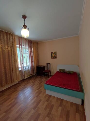 кв час ночь: 1 бөлмө, 35 кв. м, Жеке план, 1 кабат, Косметикалык ремонт