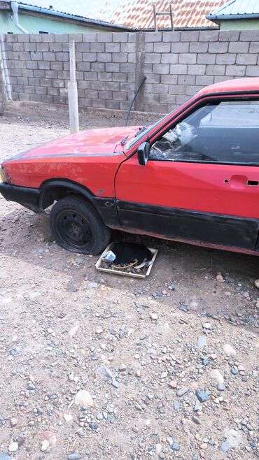 запчасти на ауди 80 б2: Audi 80: 1.5 л, Механика, Бензин, Седан