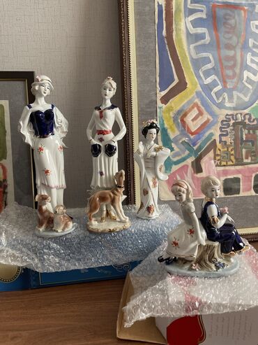 Heykəlciklər: Heykəlcik, 2010 il, Farfor, Rusiya, Ödənişli çatdırılma, Ünvandan götürmə lalafo.az -da Heykəlciklər: Heykəlcik, 2010 il, Farfor, Rusiya, Ödənişli çatdırılma, Ünvandan götürmə