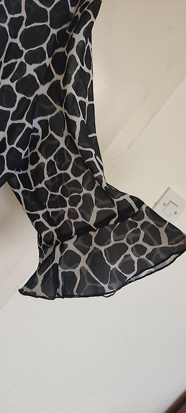 35: Garderoba je XL/XXL.prirodni materijali 500 din.Kardigan je 800 — 6