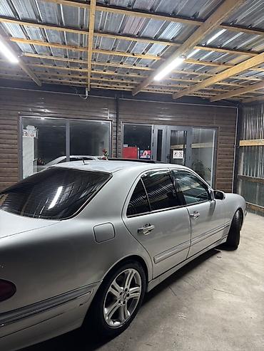 Mercedes-Benz: Mercedes-Benz E-Class: 2001 г., 4.3 л, Автомат, Бензин, Седан — 6