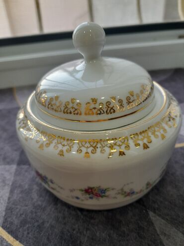 Qrafinlər və səhənglər: Xrustal, 1, 1 l — 8