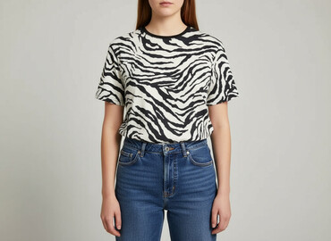 koszulki z krótkim rękawem damskie: Dazy, Women`s T-shirt, size S