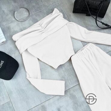 Kompleti: 💥Ženski komplet – bluza i pantalone💥 ✅Dostupan u vise boja ✅Odgovara — 2