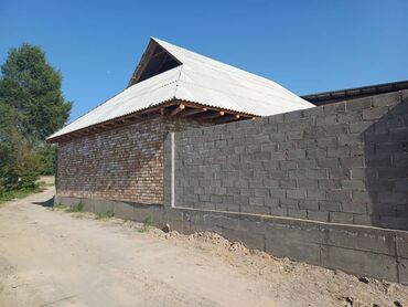 аеропорт манас: Дом, 105 м², 4 комнаты, Собственник, ПСО (под самоотделку)