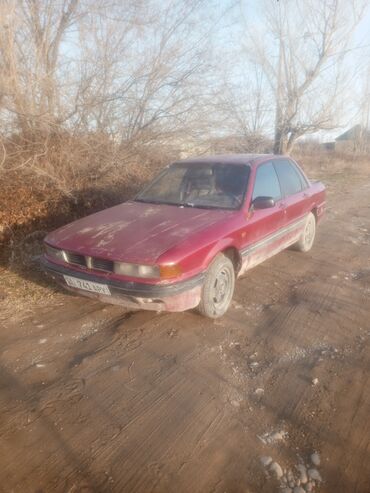 Mitsubishi: Mitsubishi Galant: 1988 г., 1.8 л, Механика, Бензин, Седан