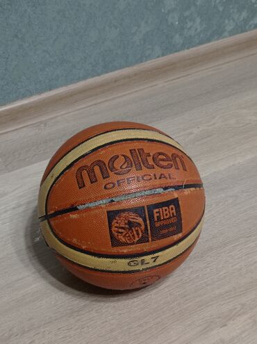баскетбольный мяч бу: Продаю : баскетбольный мяч Molten official Fiba approved 2 для игры в