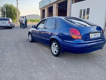 rd 1: Toyota Corolla: 1998 г., 1.6 л, Механика, Бензин, Хэтчбэк — 2