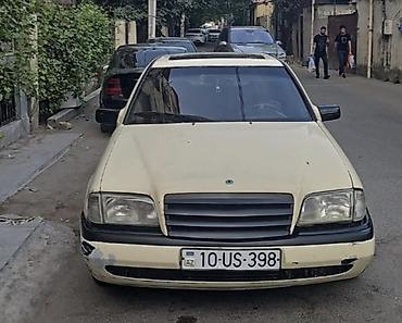 w210 ön bufer: Mercedes-Benz sedan - Kuzov: sedan, bej rəng - Nömrə nişanı — 8