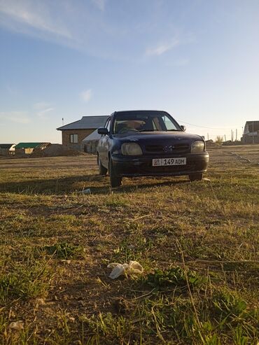 матиз 1 об: Nissan March: 1996 г., 1.3 л, Автомат, Бензин, Седан