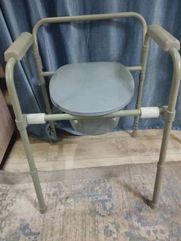 инвалидное кресло в аренду: Продается мини туалет б/у