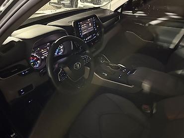 Toyota: Toyota Highlander: 2020 г., 2.5 л, Вариатор, Гибрид, Кроссовер — 7