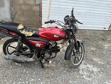 Moped/motorsiklet – qırmızı rəngdə, 4 taktlı benzin mühərriki (təxmini lalafo.az -da Moped/motorsiklet – qırmızı rəngdə, 4 taktlı benzin mühərriki (təxmini