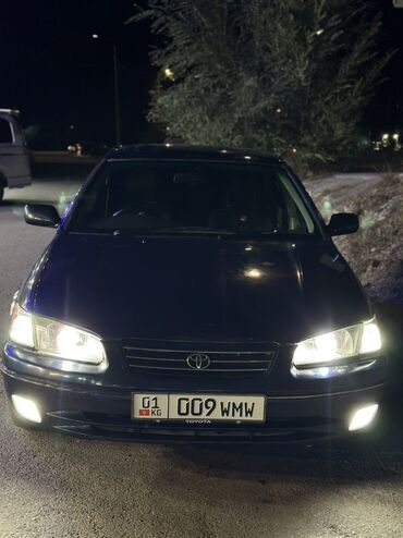 тайоты: Toyota Camry: 1997 г., 2.2 л, Автомат, Бензин, Седан