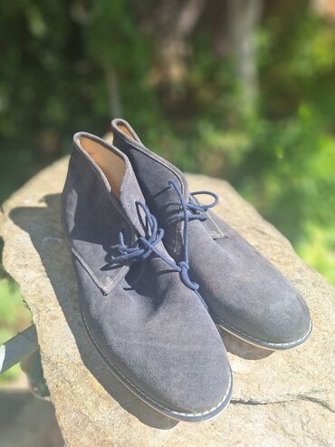 Gležnjače: Ženske kratke čizme – više modela Muške cipele. cena od 30 do 60 — 23