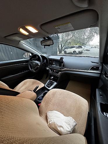 Продажа авто: Hyundai Elantra: 2017 г., 2 л, Автомат, Бензин, Седан — 9
