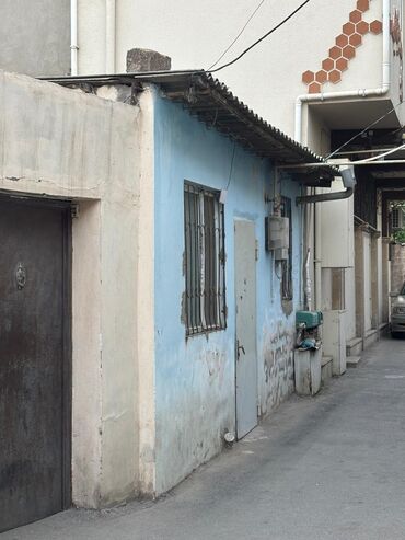 Həyət evi alıram: UPD 1 otaqlı, 20 kv. m, Orta təmir