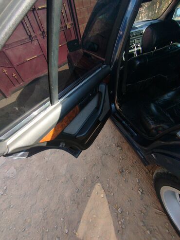 BMW: BMW 5 series: 1991 г., 2.5 л, Механика, Бензин, Седан — 10