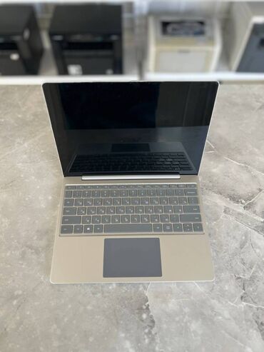 комптер: Ультрабук, Microsoft Surface, 8 ГБ ОЗУ, Intel Core i5, 13.3 ", память SSD