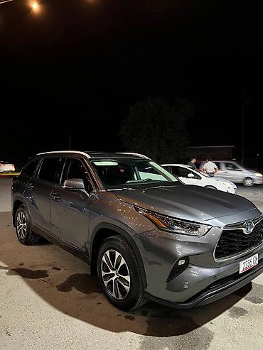2107 салон: Toyota Highlander: 2021 г., 2.5 л, Автомат, Гибрид, Кроссовер — 3
