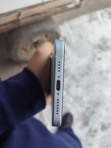 Apple iPhone: IPhone 15 Plus, Б/у, 128 ГБ, Белый, Защитное стекло, Чехол, 85 % — 8