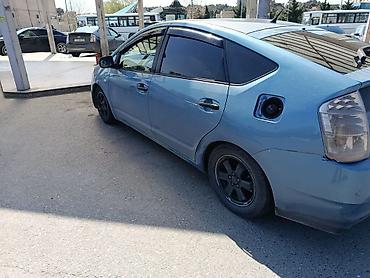 toyota r18: Toyota Prius (II nəsil) hibrid hetçbek - Kuzov: 5 qapılı hetçbek — 1