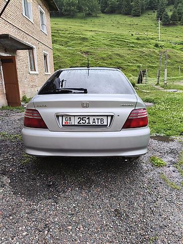 mazda cronos 626: Honda Accord: 2001 г., 1.8 л, Механика, Бензин, Лифтбек — 8