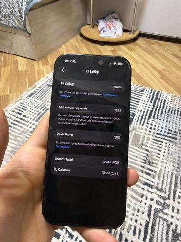 ıpone 8: IPhone 16 Pro, 128 GB, Black Titanium, Zəmanət, Simsiz şarj, Face ID