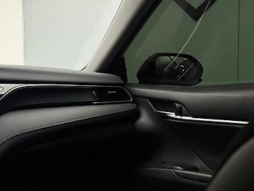 Toyota: Toyota Camry: 2020 г., 2.5 л, Автомат, Гибрид, Седан — 9