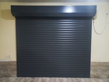 Ковры: Jalüz qapı satılır. Keyfiyyətli materialdan hazırlanıb. Eni 2.50
