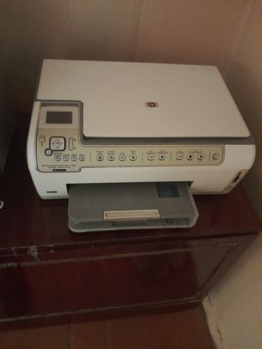 сканер: HP brendinin bu ağ rəngli çoxfunksiyalı printeri çap, skan və
