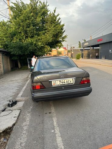 переделка 221 кузова на 222 цена: Mercedes-Benz 220: 1995 г., 2.2 л, Механика, Бензин, Седан
