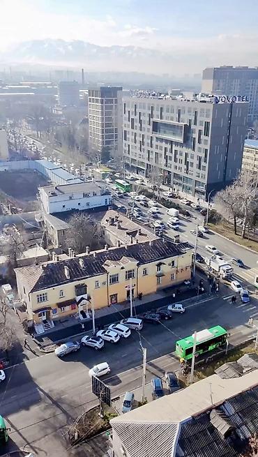 машазин: Продажа магазинов В жилом доме, 395 м², Свежий ремонт, Отдельный вход, 1 этаж — 2
