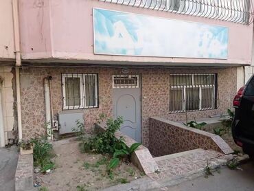 Ofislər: Ofis sahəsi 63 kv – mebellə təchiz olunmus.N.Nerimanov metro — 12