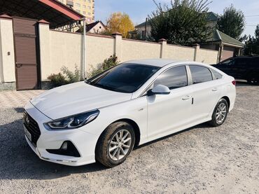 машины на кредит: Hyundai Sonata: 2018 г., 2 л, Автомат, Газ, Седан