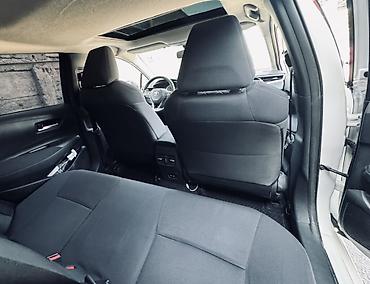 Toyota: Toyota Corolla: 2022 г., 1.8 л, Вариатор, Гибрид, Седан — 9
