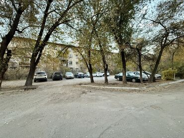 продажа квартир гостиничного типа в бишкеке: 3 бөлмө, 58 кв. м, 104-серия, 1 кабат, Эски ремонт