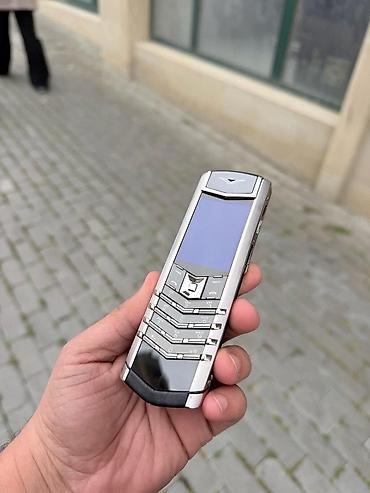vertu phone: Vertu 4 GB, rəng - Gümüşü, Düyməli — 3