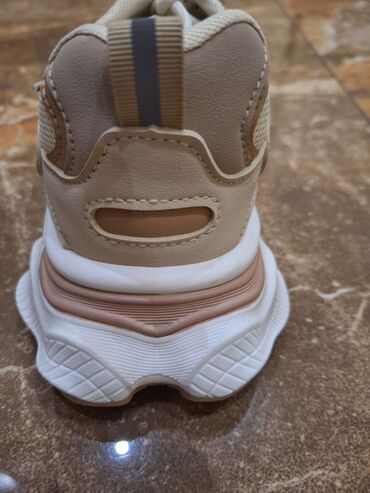 Patike: Patike, Reserved, veličina - 40 — 3