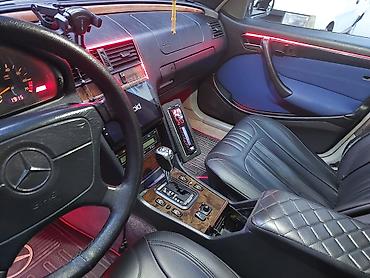 mersedes 190e: Mercedes-Benz C-Class: 2.3 l | 1998 il Sedan — 9